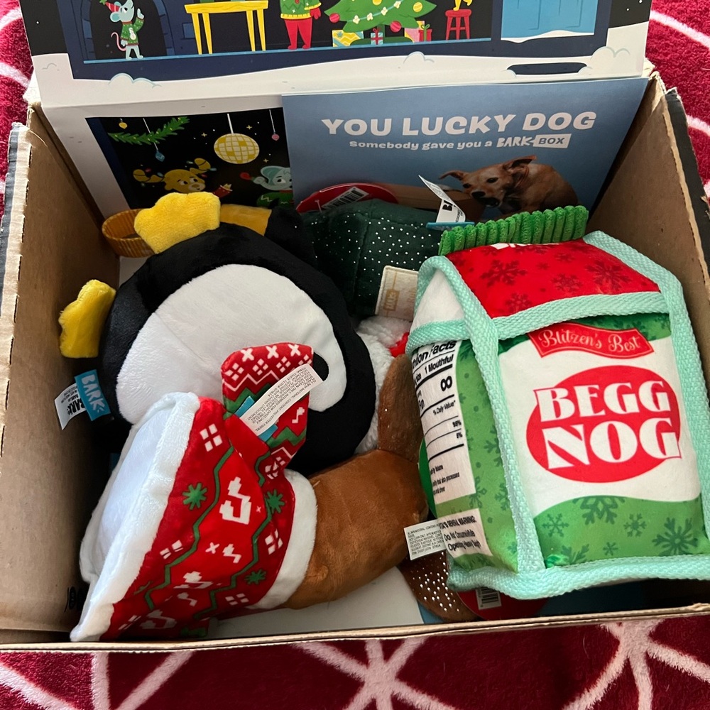 NWT BarkBox Holiday Dog Toy Set